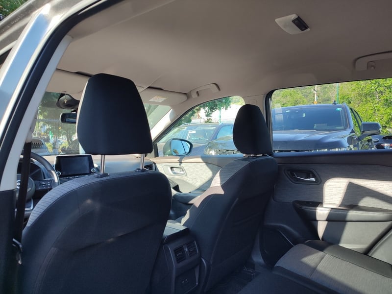 Nissan X-TRAIL SENSE 2.5 CVT 4X4 3R 2023 - Imagen 12 de 19