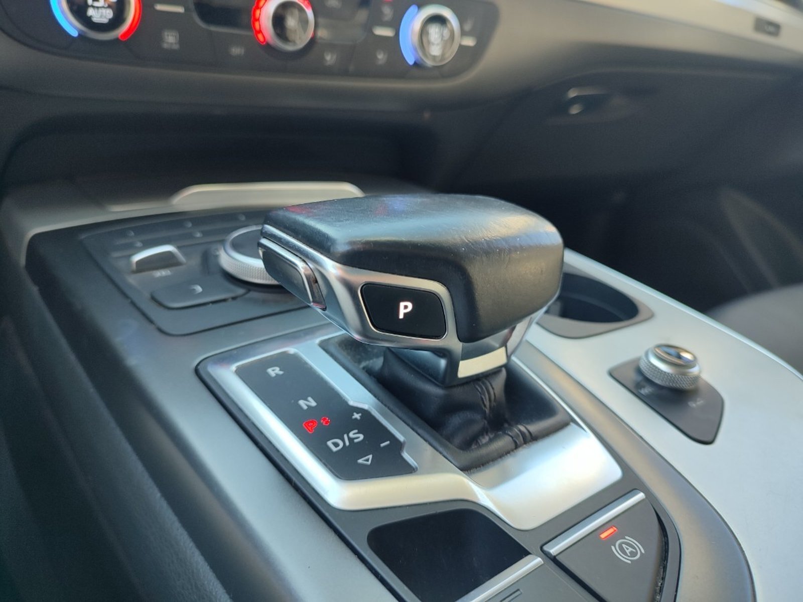 AUDI Q7 2.0 TFSI QUATTRO TIPTRONIC AT 2017 - Imagen 14 de 18