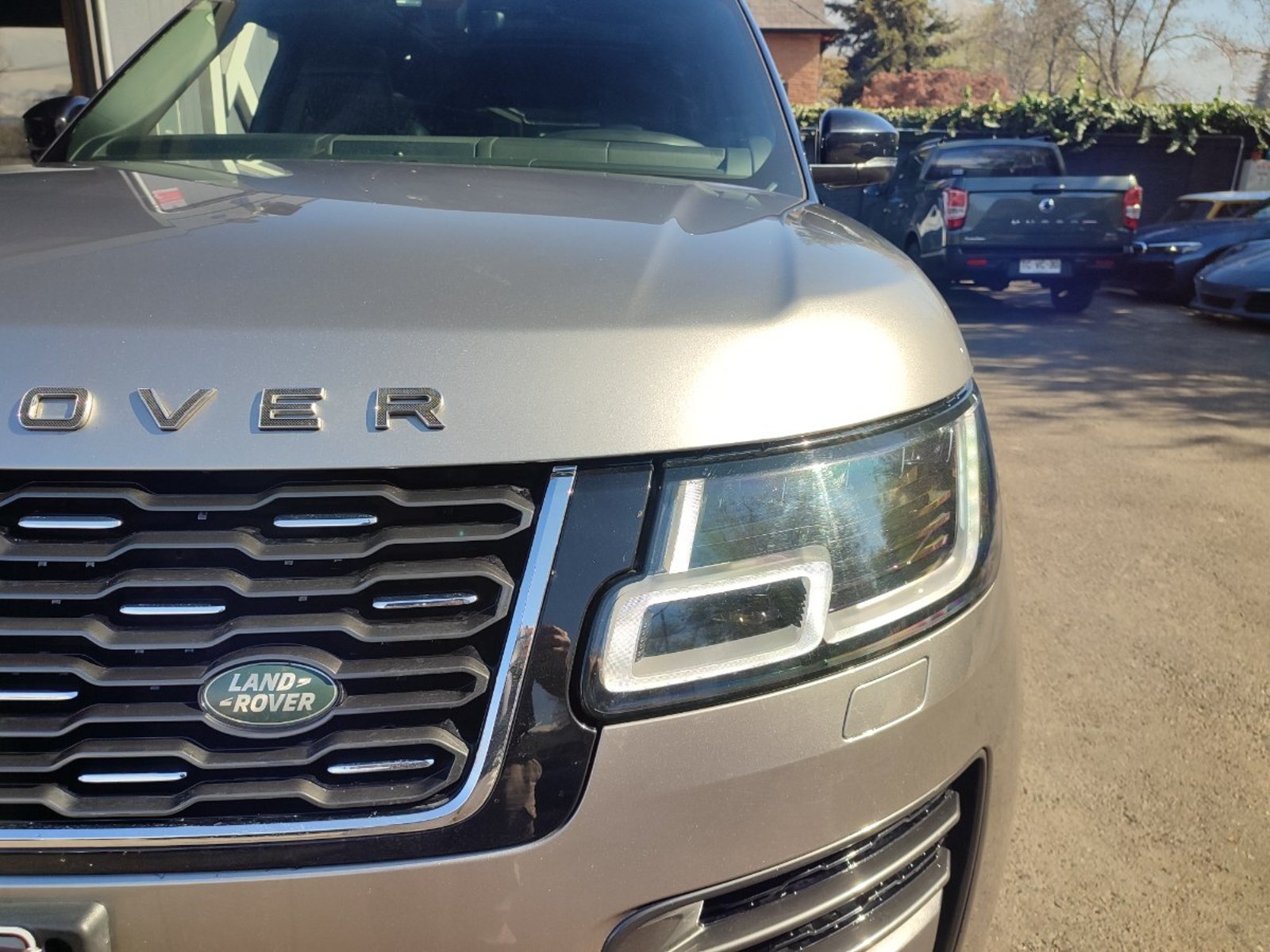 Land Rover RANGE ROVER VOGUE AUTOBIOGRAPHY SV 5.0 4WD 2020 - Foto 3 de 20