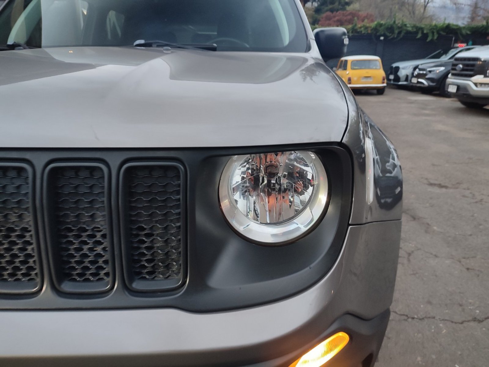 Jeep RENEGADE LX SPORT 1.8 AT 2022 - Foto 3 de 16