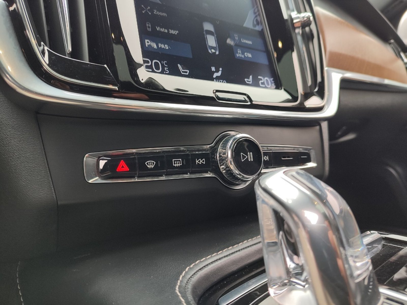 Volvo S90 T8 INSCRIPTION PHEV 4WD 2.0 2020 - Imagen 17 de 19