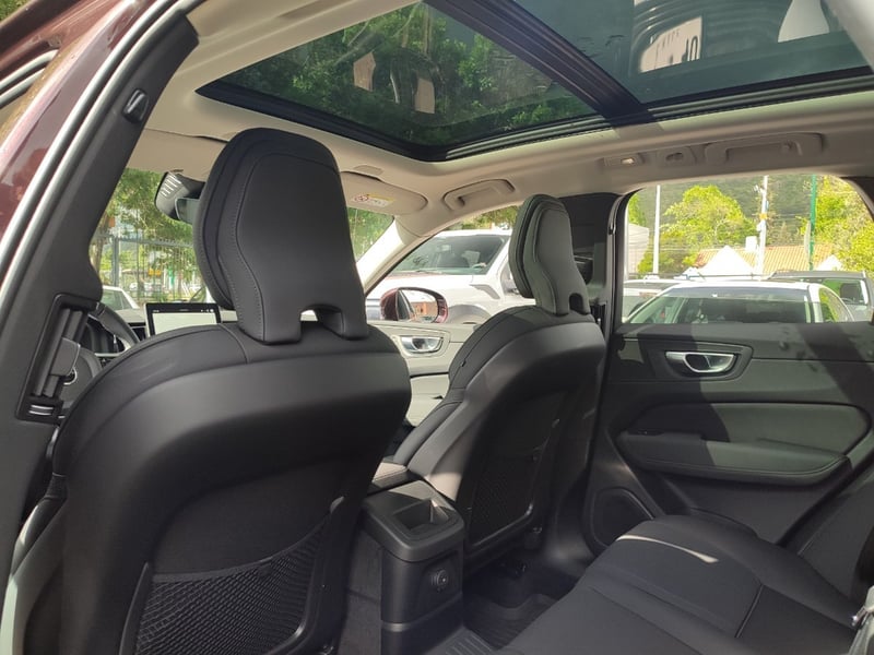 Volvo XC60 T8 CORE 4WD 2.0 2026 - Imagen 14 de 20