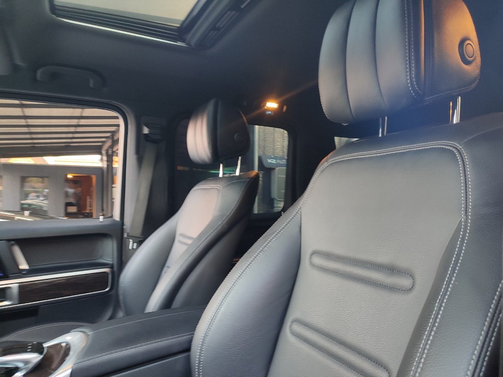 MERCEDES-BENZ G500 4.0 V8 BITURBO 4WD 2023 - Imagen 13 de 19