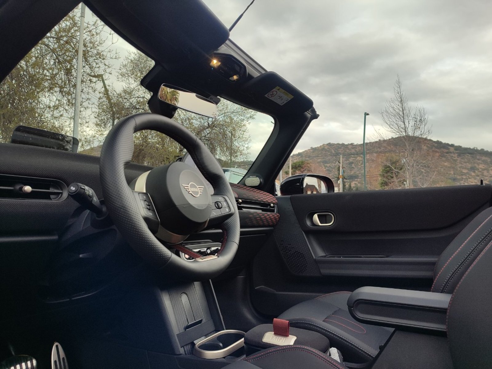 MINI COOPER JCW CABRIOLET 2.0 AT 2026 - Imagen 9 de 18