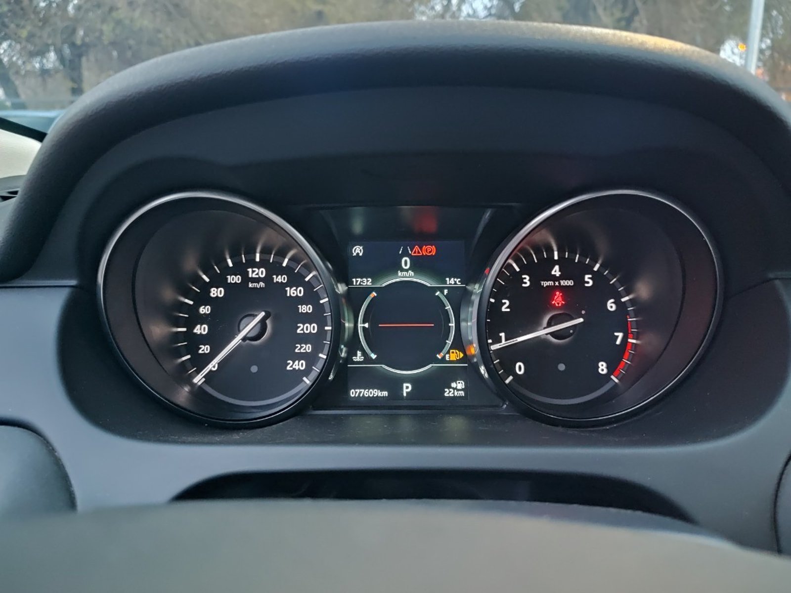 LAND ROVER DISCOVERY SPORT 2.0 SE 4X4 2019 - Imagen 17 de 17