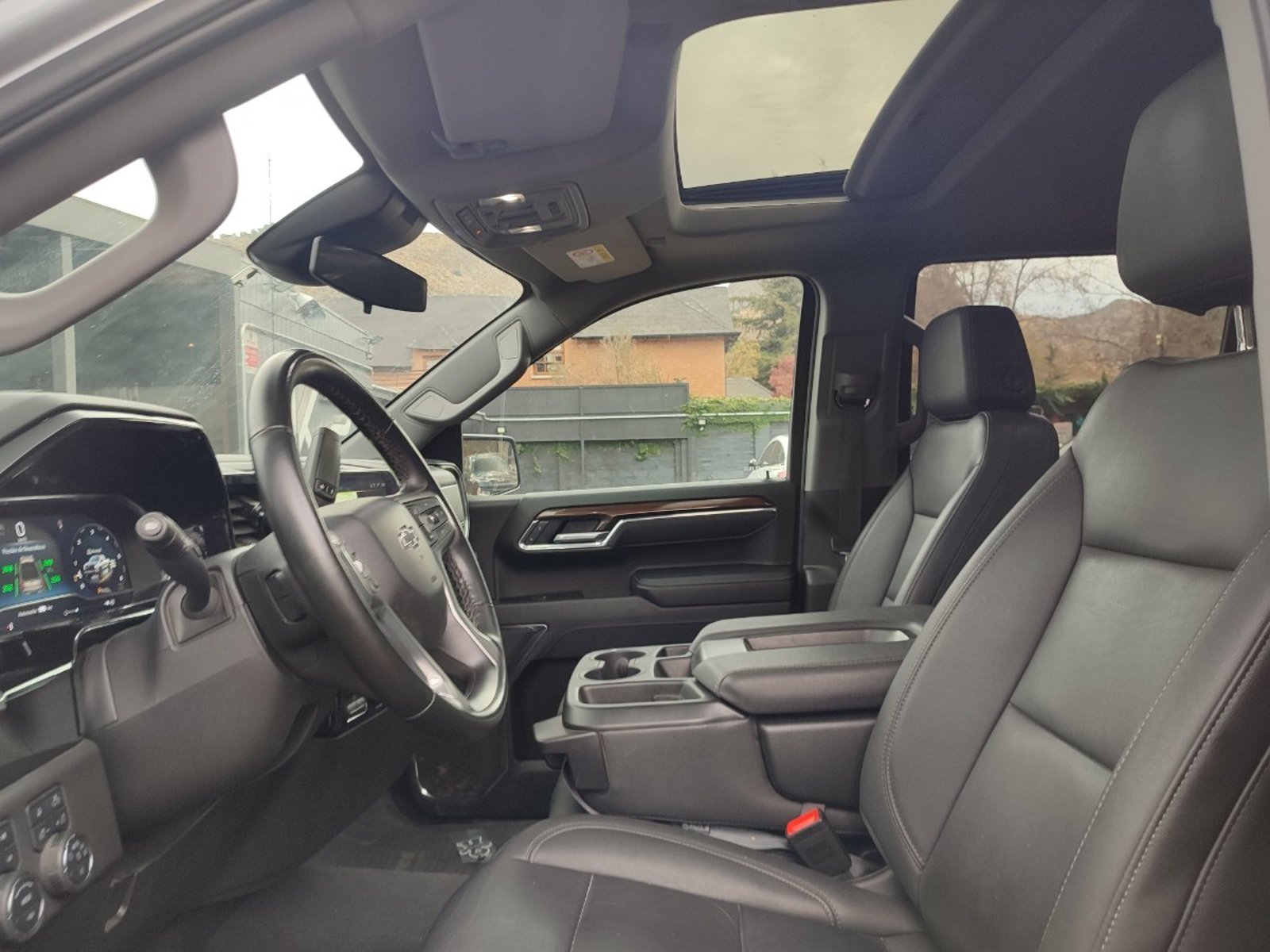 Chevrolet SILVERADO TRAIL BOSS Z71 5.3 4X4 2025 - Imagen 12 de 18
