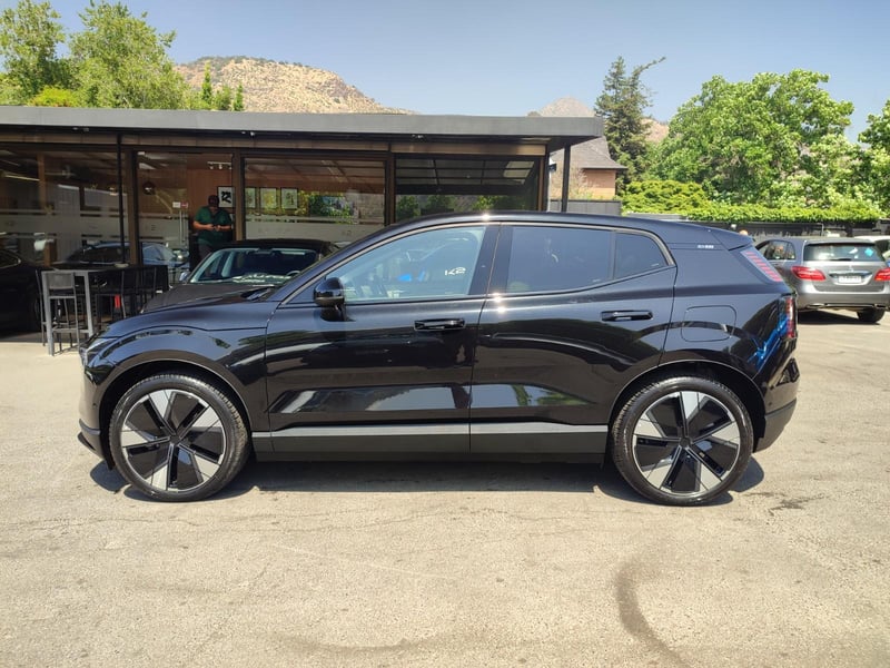 Volvo EX30 ULTRA E60 BEV 69 KWH 2026 - Imagen 4 de 16