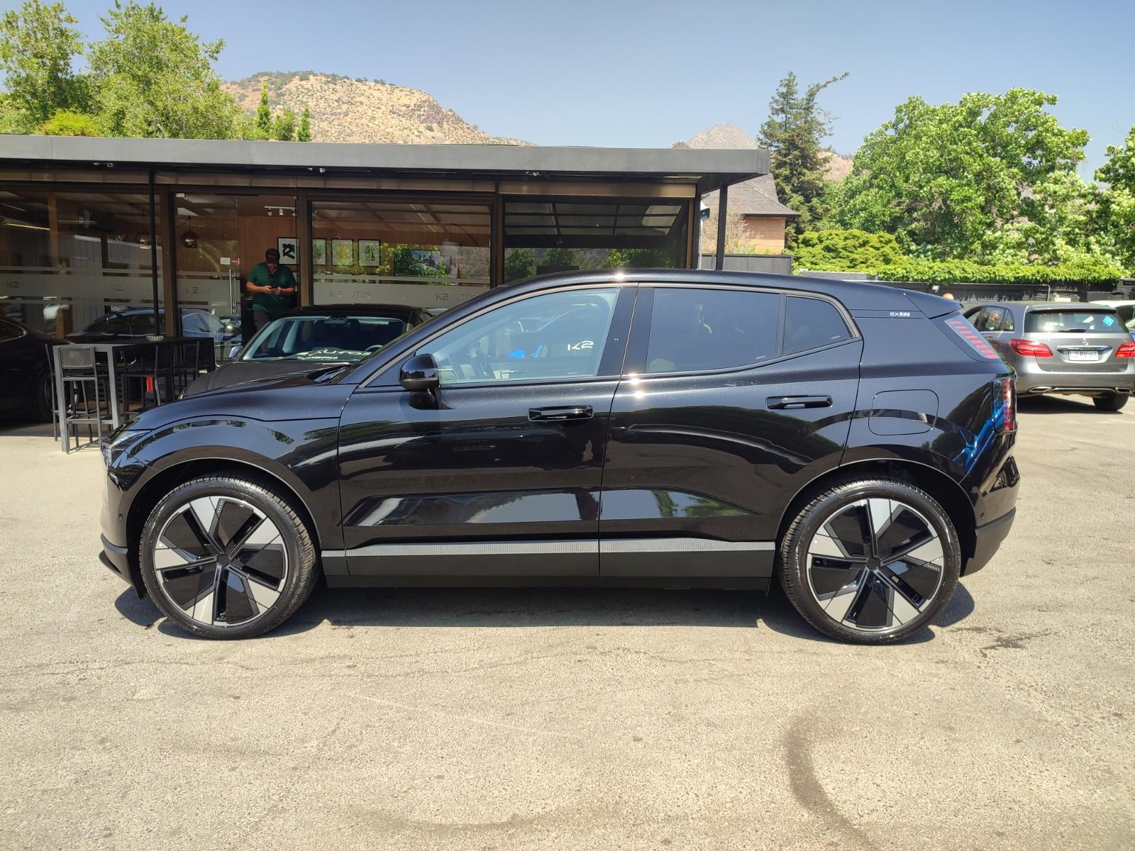 Volvo EX30 ULTRA E60 BEV 69 KWH 2026 - Foto 4 de 16