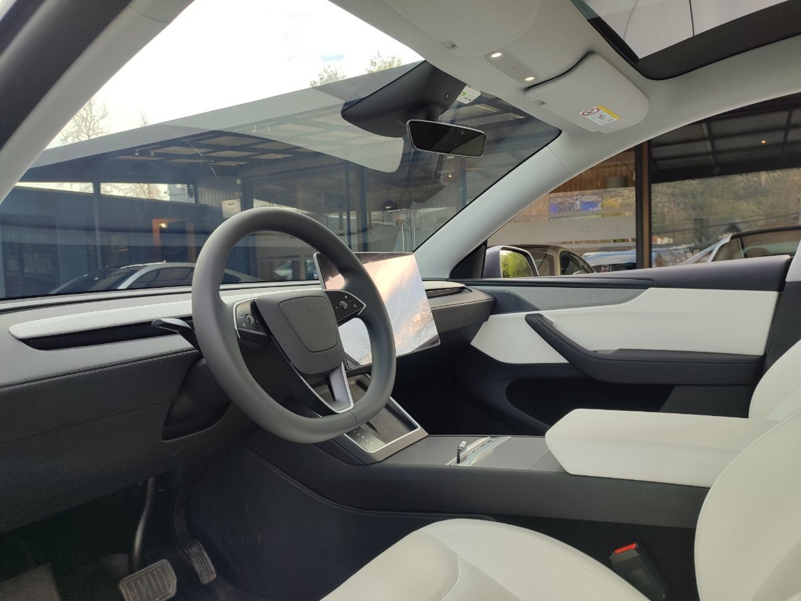 Tesla MODEL Y LONG RANGE AWD DUAL MOTOR 2026 - Imagen 11 de 17