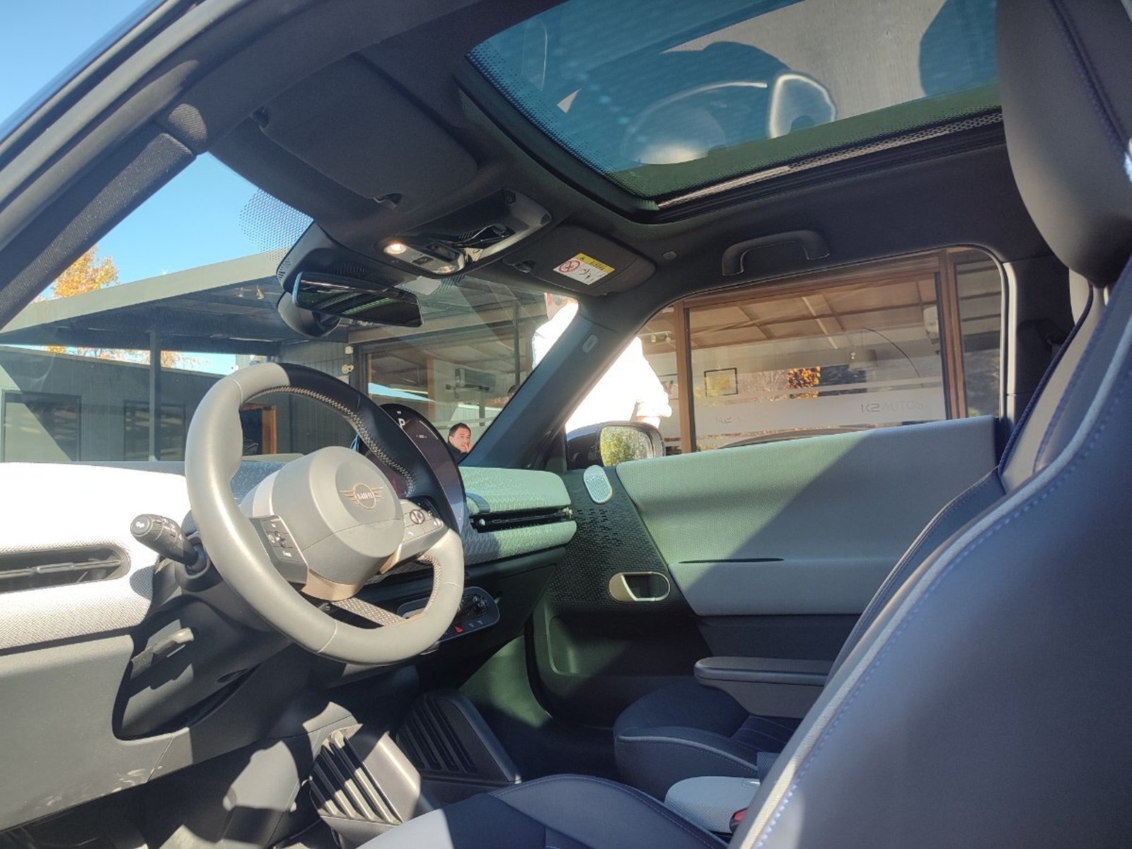 MINI COOPER SE FAVOURED 2025 - Imagen 9 de 16