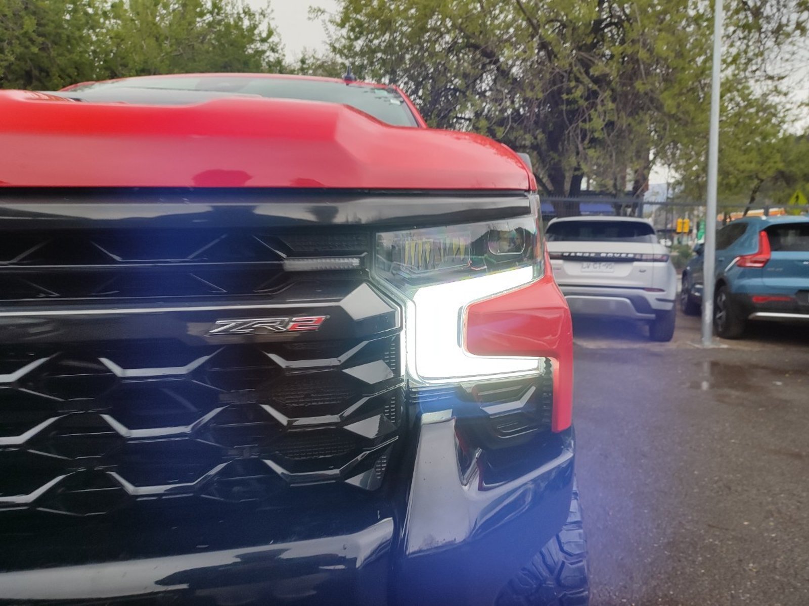 Chevrolet SILVERADO ZR2 6.2L 4WD 2023 - Foto 3 de 18