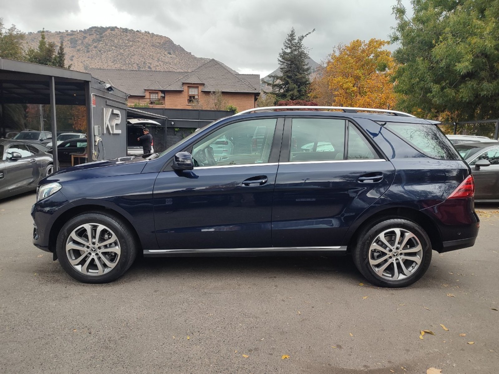 Mercedes-Benz GLE 400 SPORT 4MATIC 3.0 2019 - Foto 5 de 18