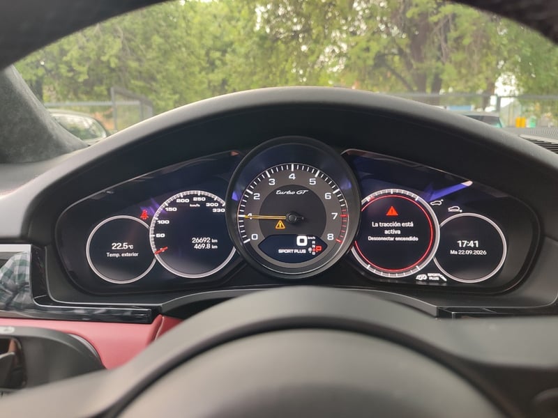 Porsche CAYENNE COUPE TURBO GT 4.0 V8 2023 - Imagen 17 de 18
