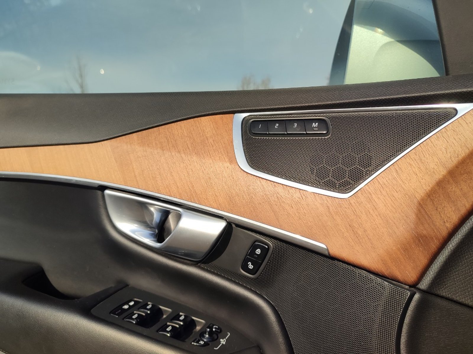 VOLVO XC90 II B6 PLUS 2.0 4WD 2023 - Imagen 19 de 19