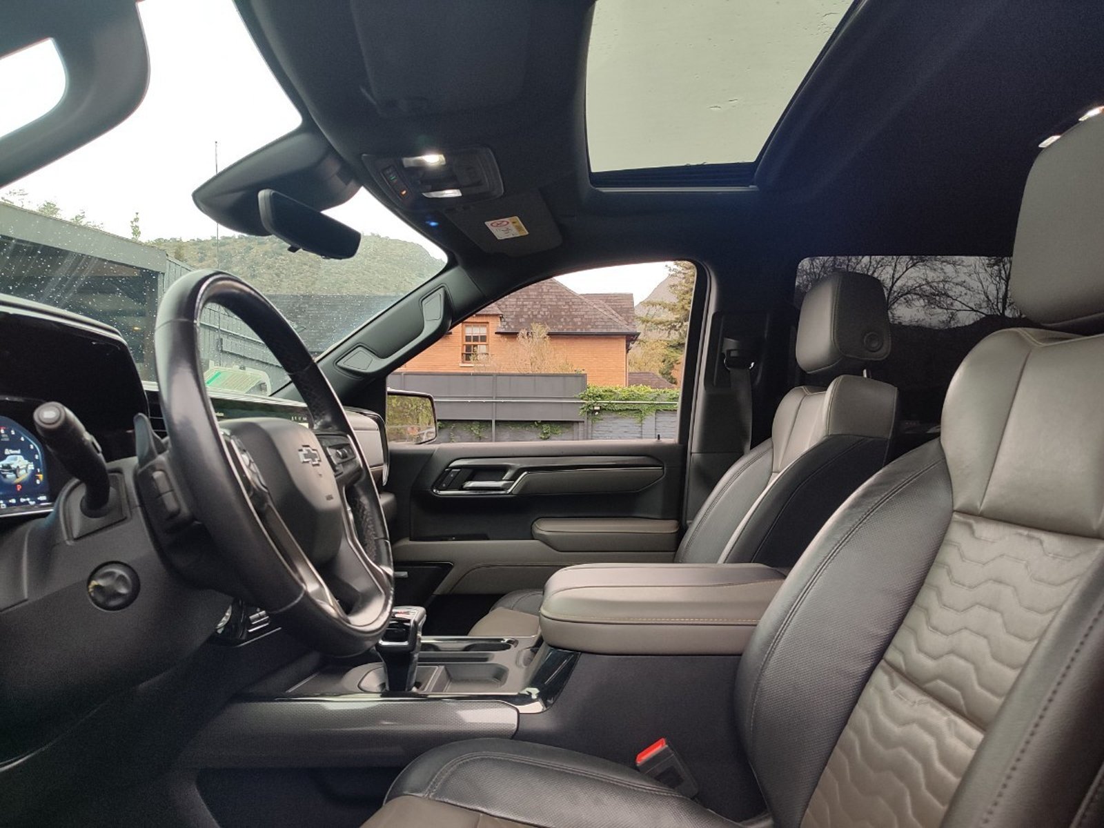 Chevrolet SILVERADO ZR2 6.2L 4WD 2023 - Imagen 12 de 18