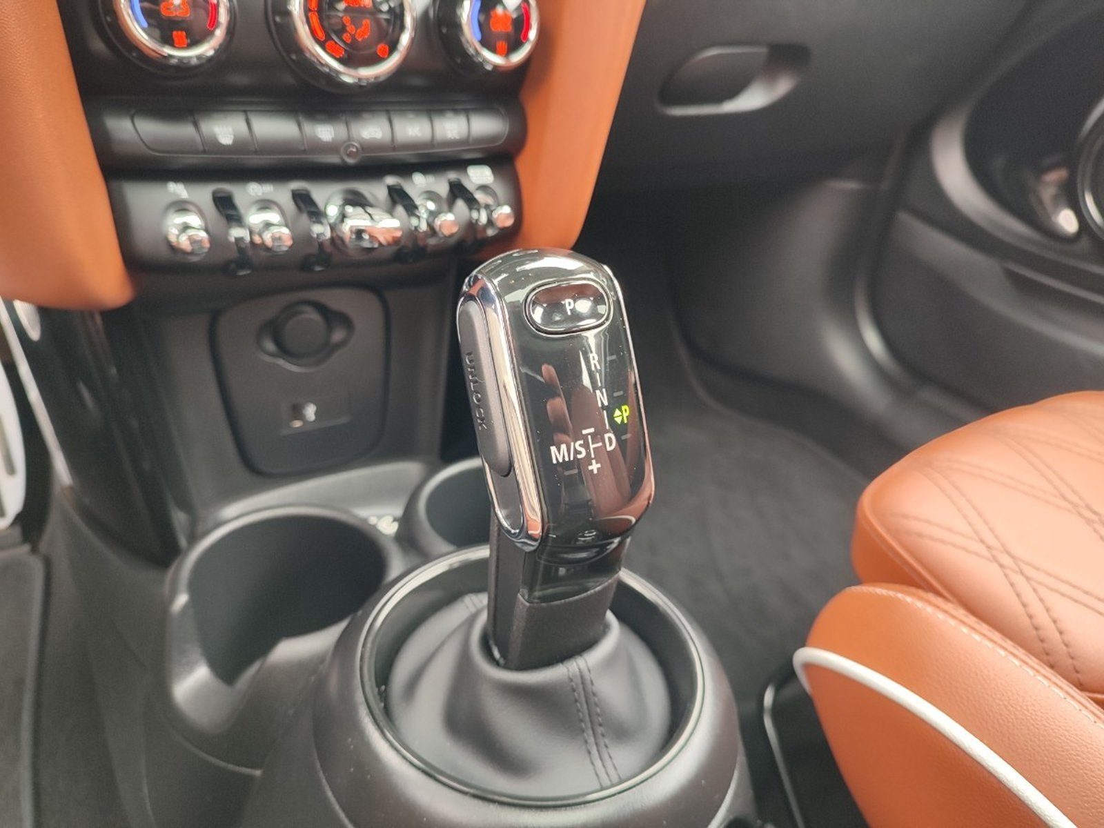 Mini COOPER S 2.0 AT HB 2023 - Imagen 12 de 15