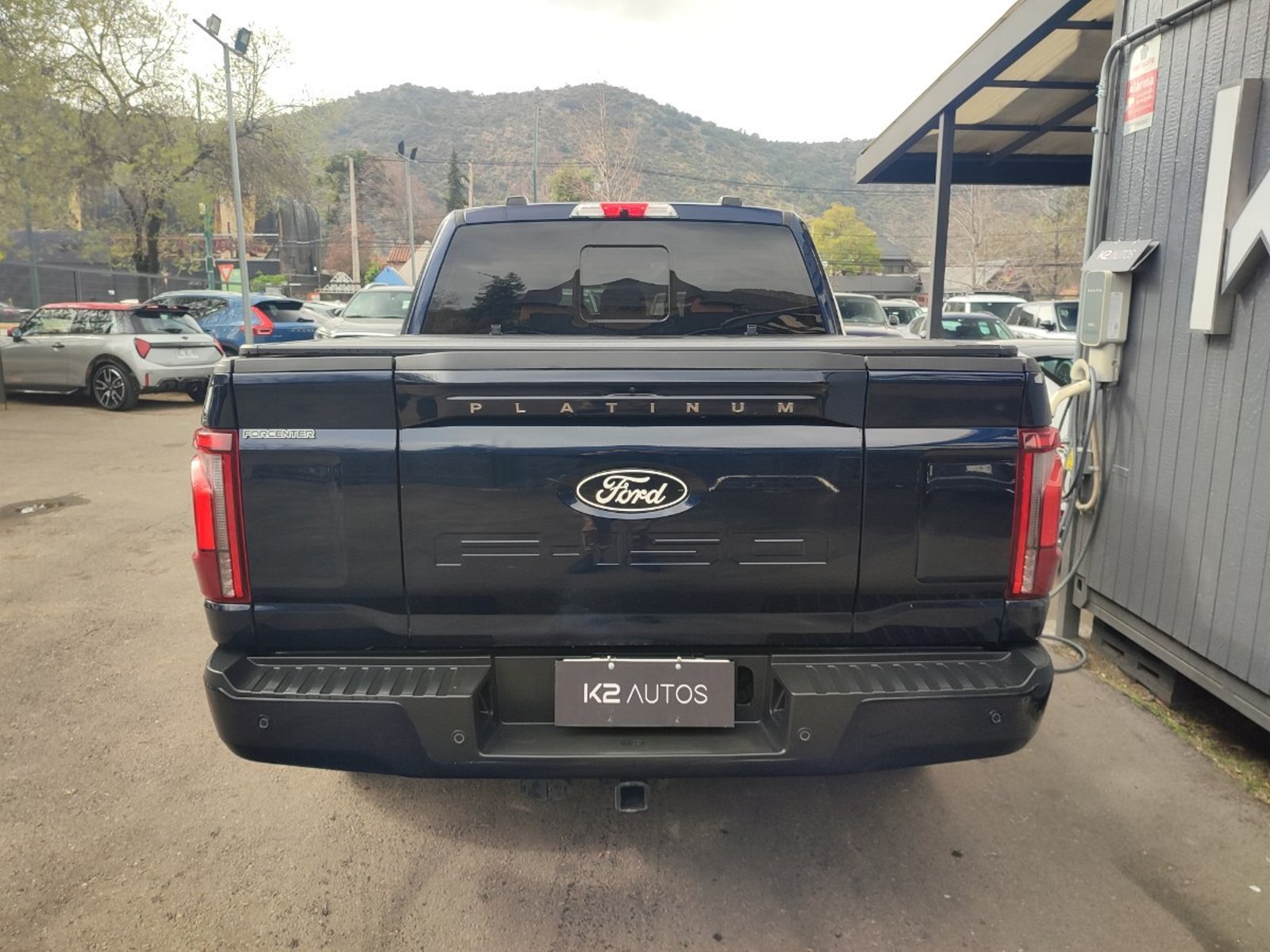 Ford F-150 PLATINUM 3.5 4X4 2025 - Imagen 8 de 18