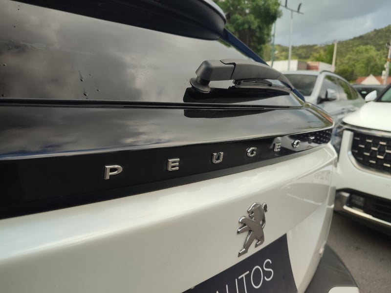 Peugeot PEUGEOT 2008 - Imagen 8 de 19