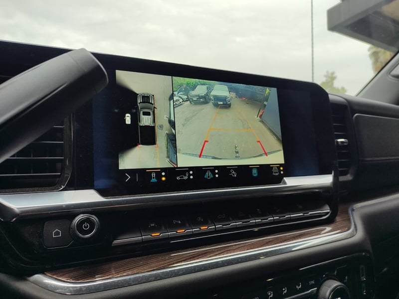 Chevrolet SILVERADO LT TRAILBOSS 5.3 4X4 2023 - Imagen 16 de 17