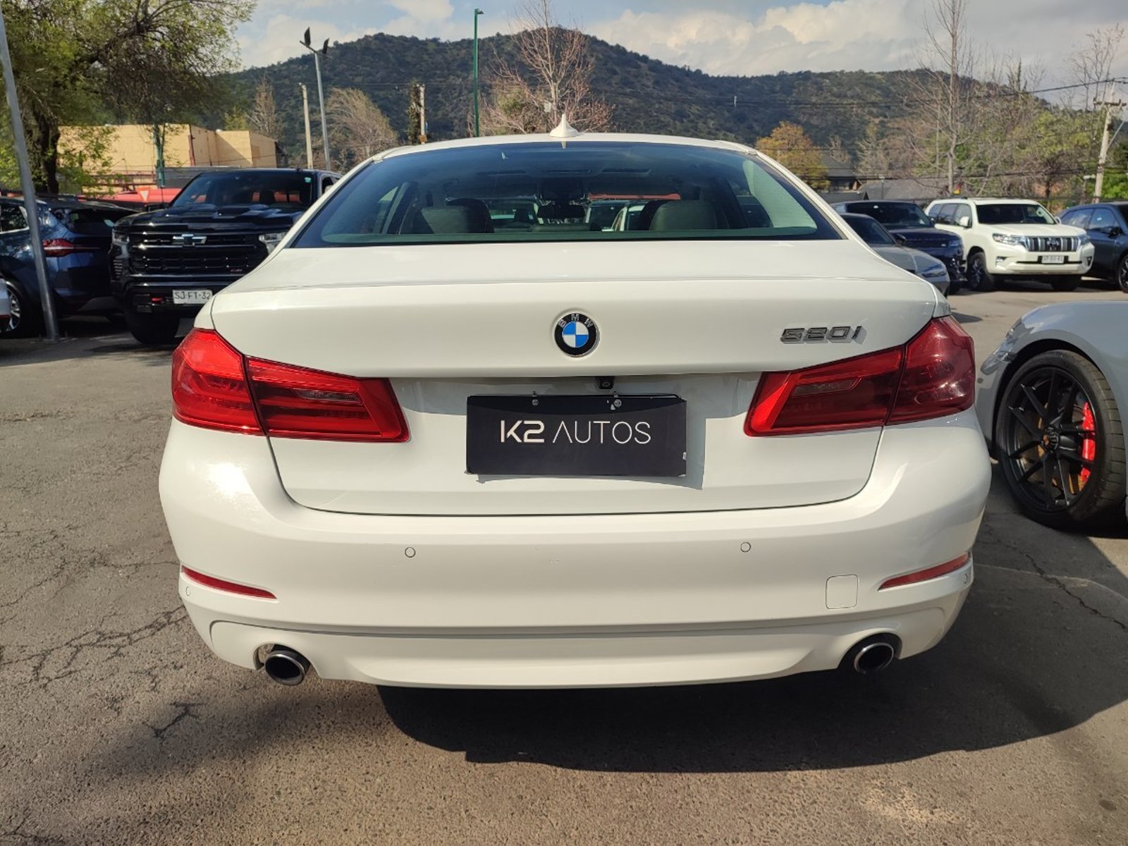 BMW 520I EXECUTIVE 2.0 AT 2018 - Imagen 7 de 17