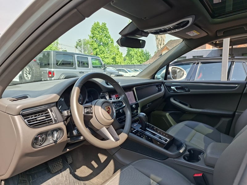 Porsche MACAN R4 2.0 4WD AT 2024 - Imagen 9 de 17