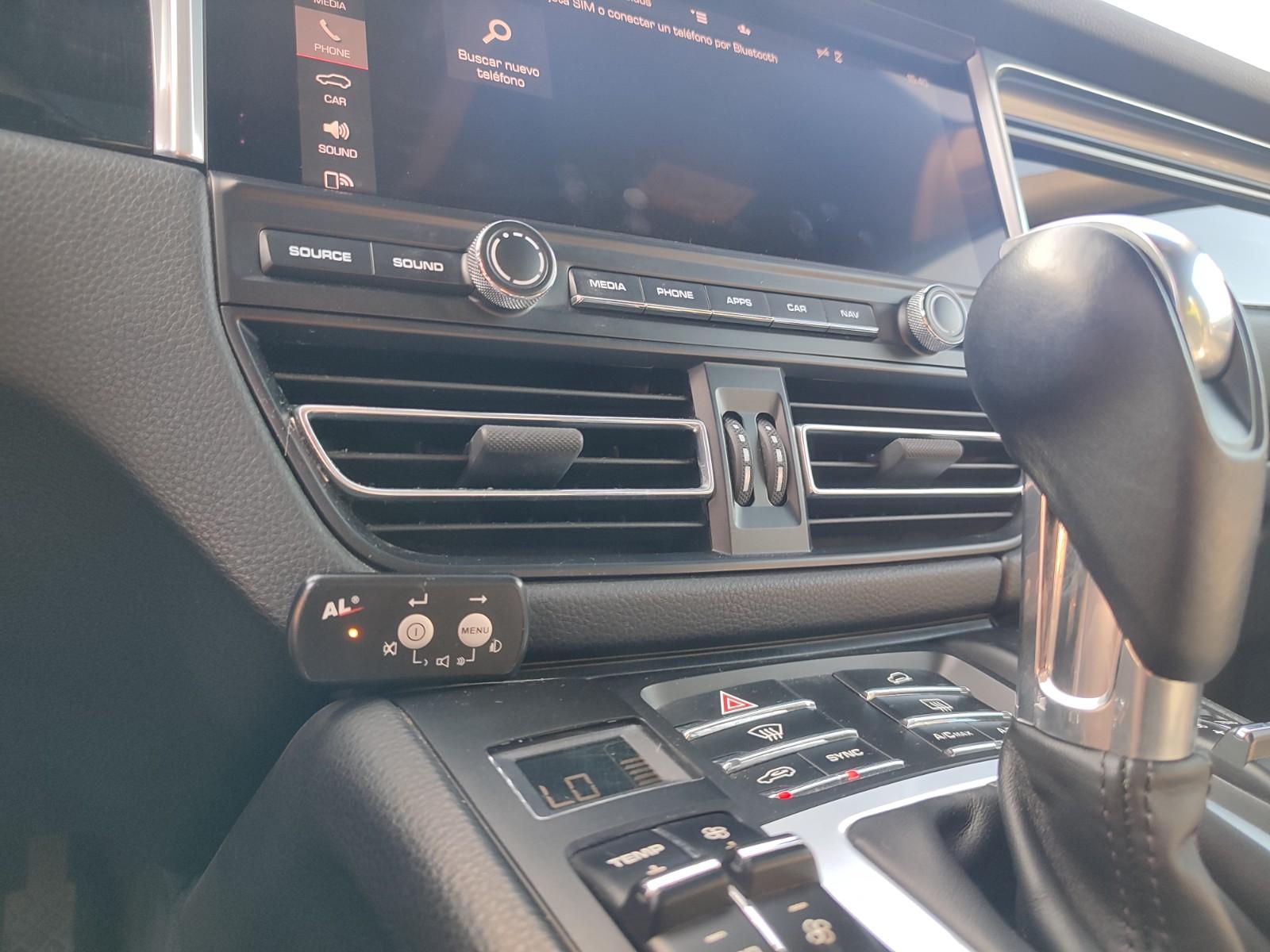 PORSCHE MACAN S 3.0 V6 4WD 2021 - Imagen 13 de 17