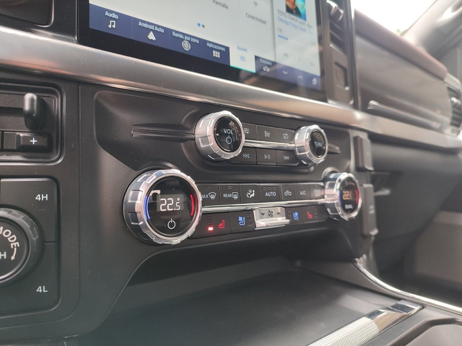 Ford F-150 LARIAT SPORT 5.0 4WD 2022 - Imagen 17 de 19