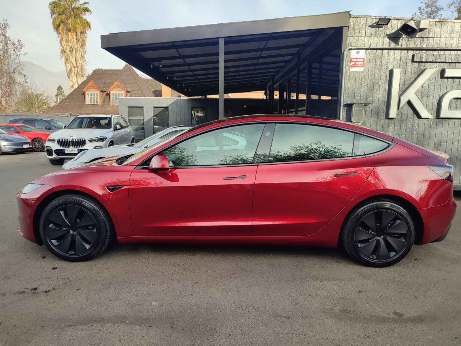Tesla MODEL 3 LONG RANGE DUAL MOTOR 4WD 2025 - Foto 4 de 18