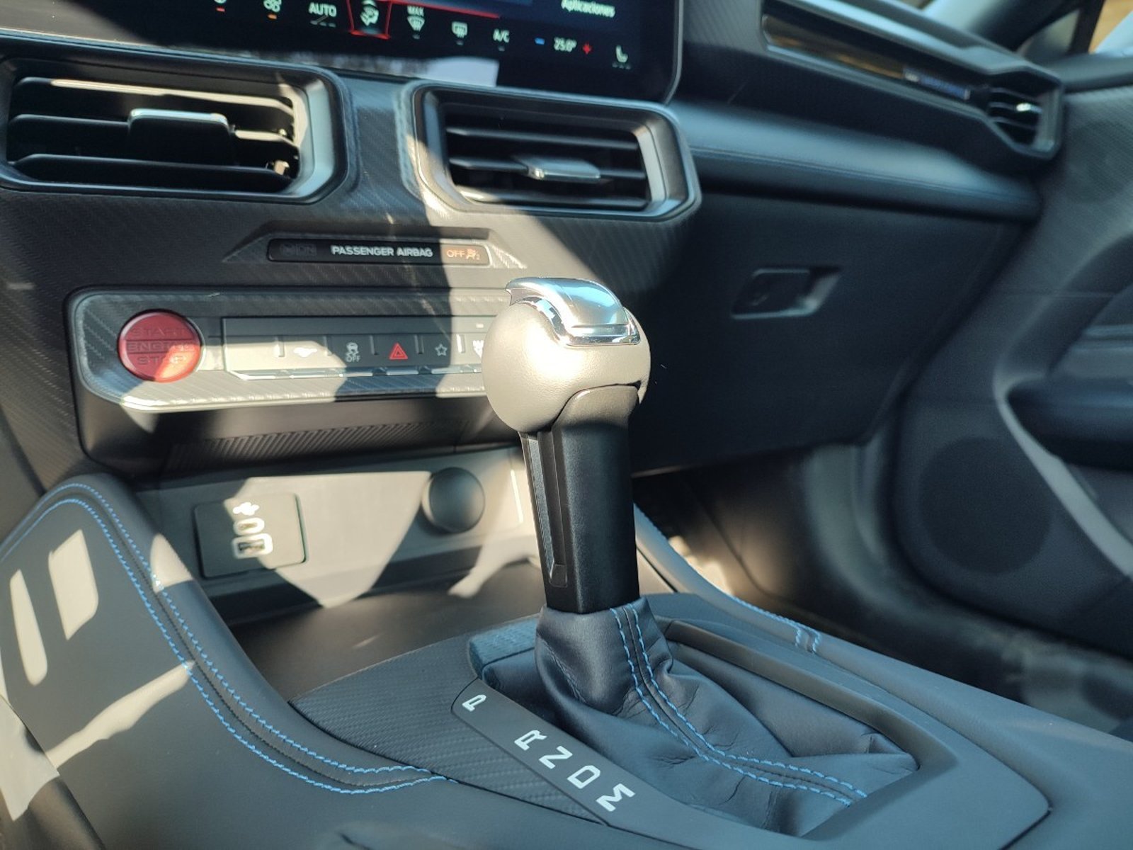 FORD MUSTANG DARK HORSE 5.0 2026 - Imagen 14 de 18