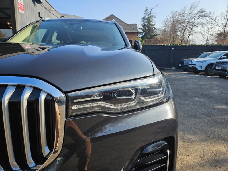 BMW X7 XDRIVE 40I PURE EXCELLENCE 2023 - Imagen 3 de 17