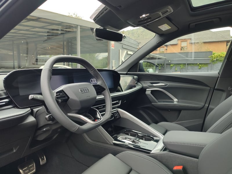 Audi Q3 SPORTBACK 2.0 TFSI QUATTRO S SLINE 2026 - Imagen 10 de 18