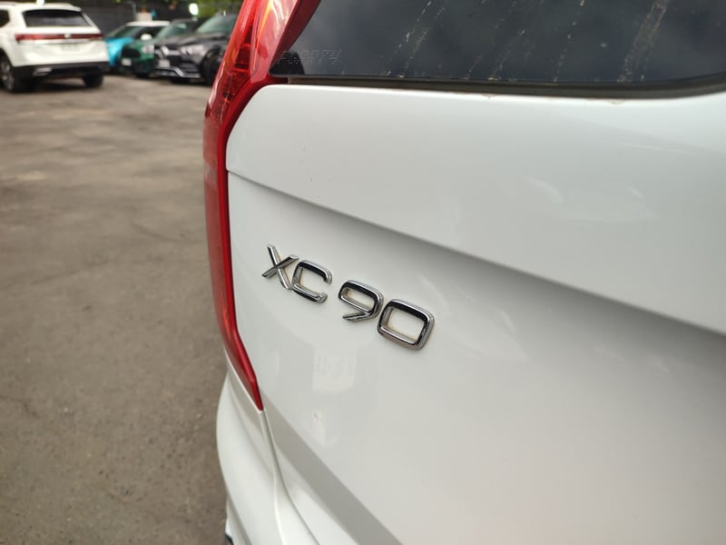 Volvo XC90 D5 INSCRIPTION 2.0 4WD 2020 - Imagen 9 de 19