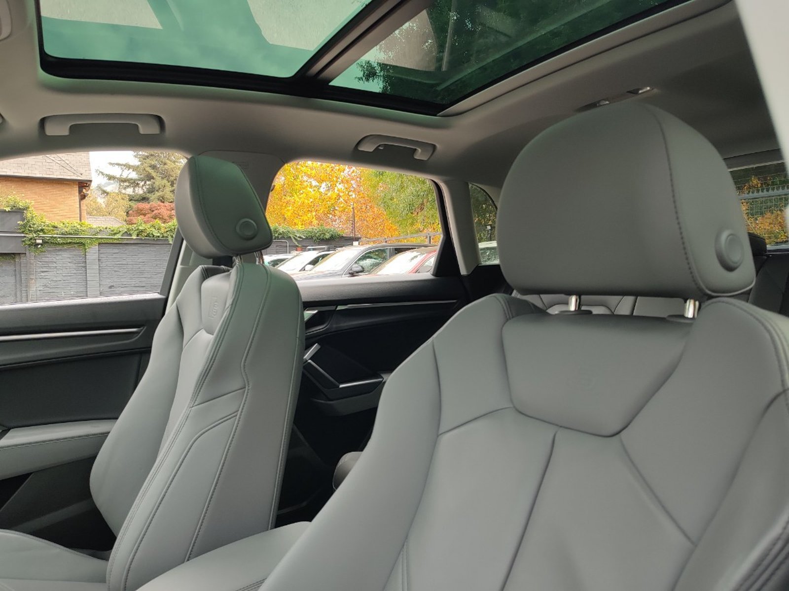 AUDI Q3 SPORT 35 TSFI 1.4T STRONIC 2025 - Imagen 14 de 18