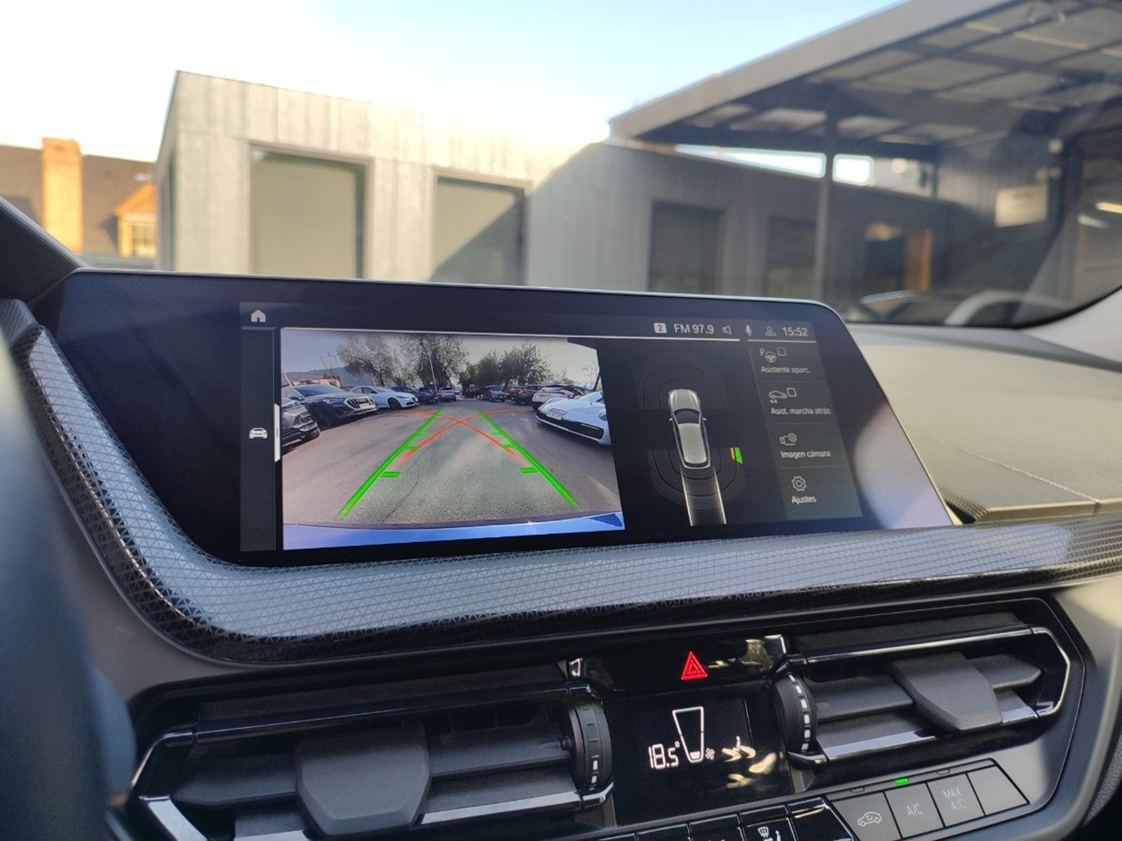 BMW 118I DYNAMIC 1.5 AT 2024 - Imagen 16 de 17