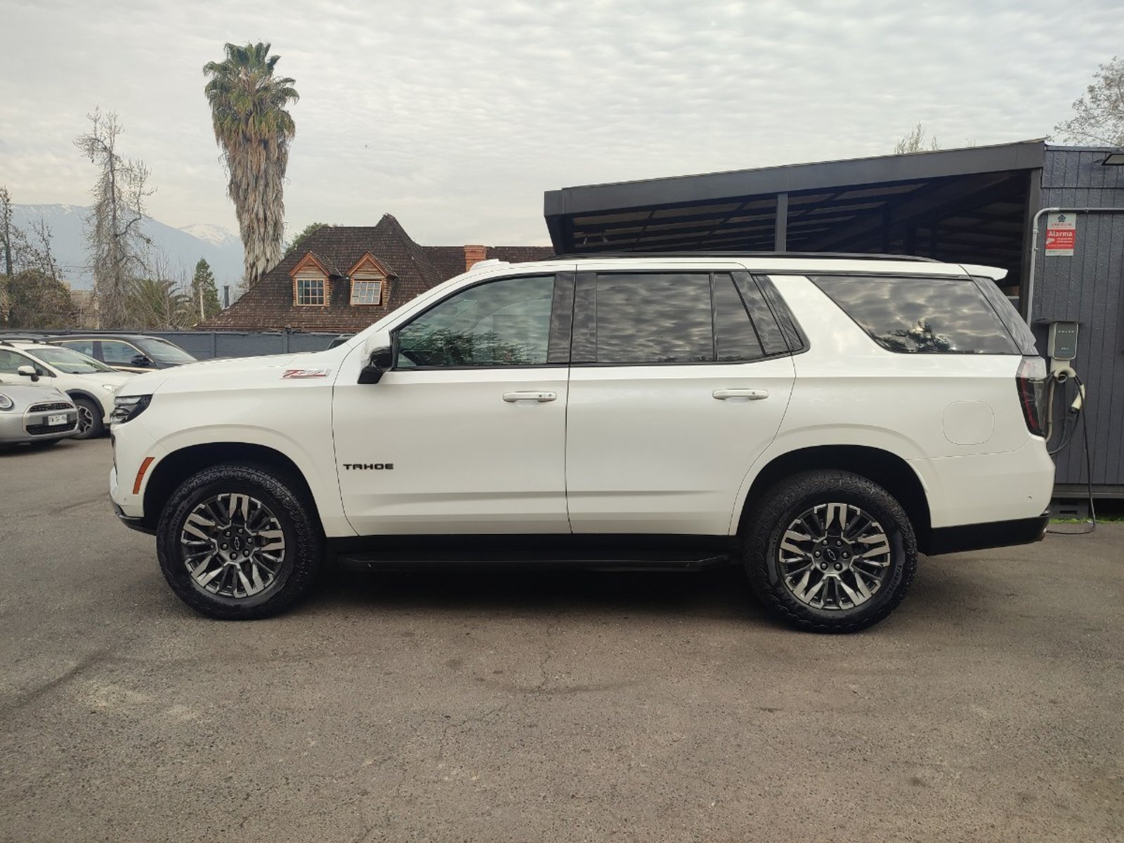Chevrolet TAHOE Z71 5.3 4WD 2025 - Imagen 5 de 16
