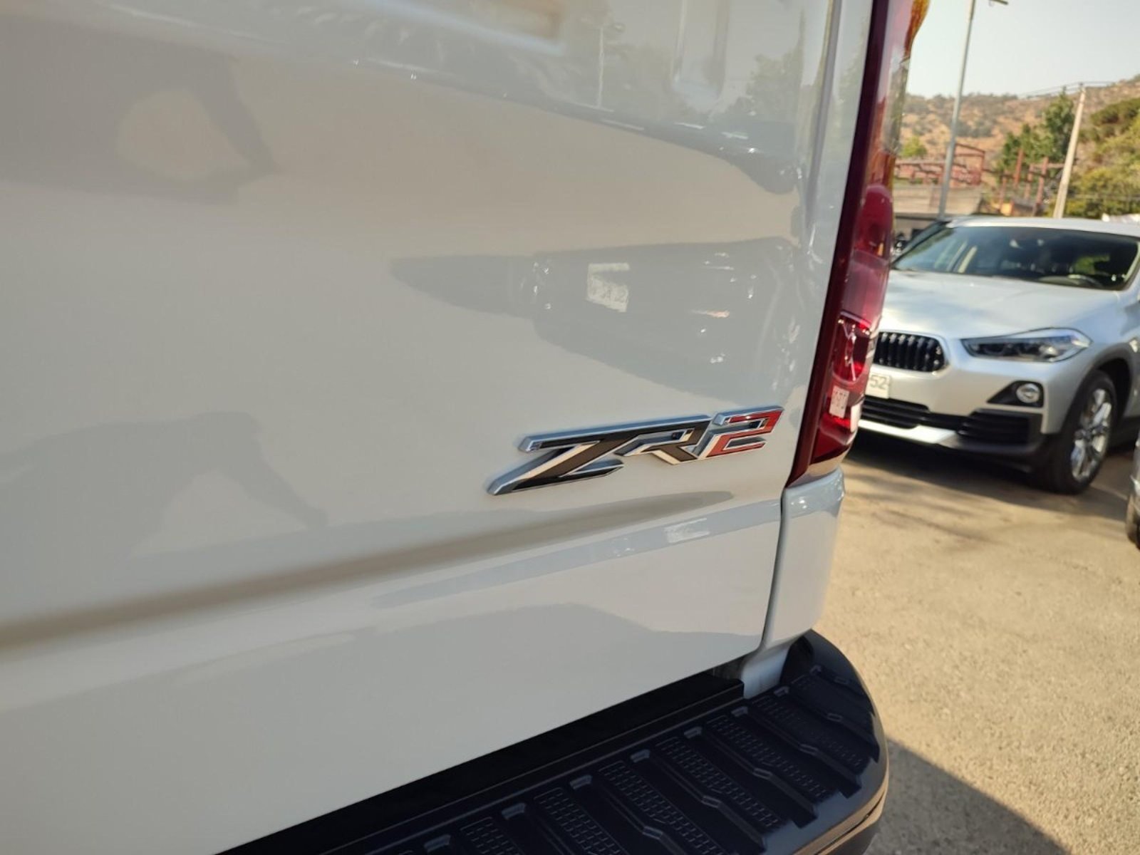 Chevrolet SILVERADO ZR2 6.2L 4WD 2023 - Imagen 8 de 17