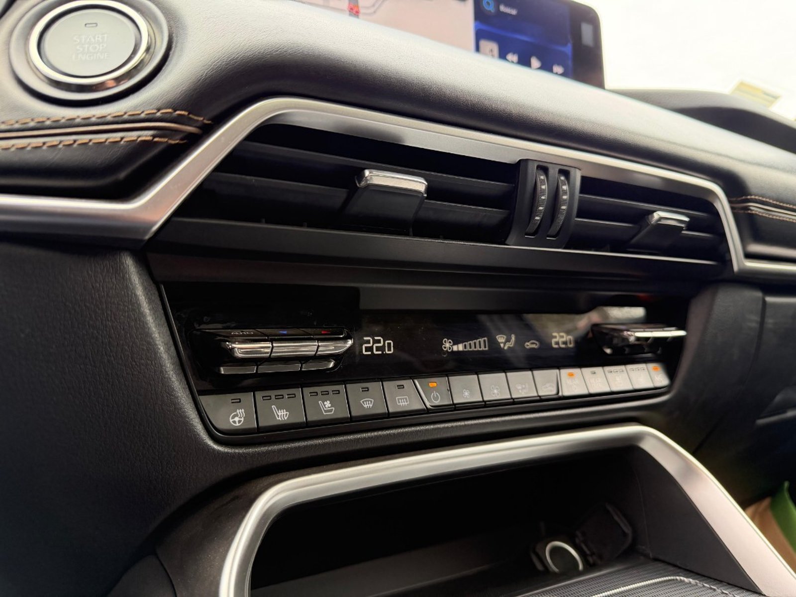 Mazda CX-90 3.3T SIGNATURE MHEV 4WD 2025 - Imagen 16 de 18