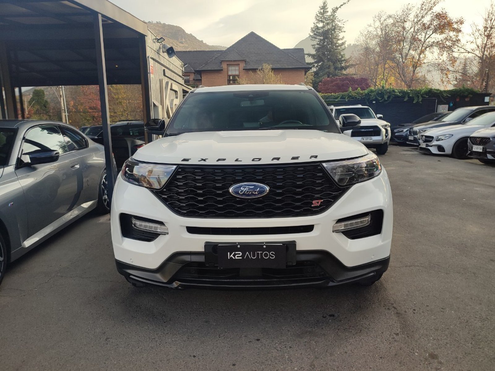 Ford EXPLORER ST 3.0 V6 4WD 2024 - Foto 2 de 17