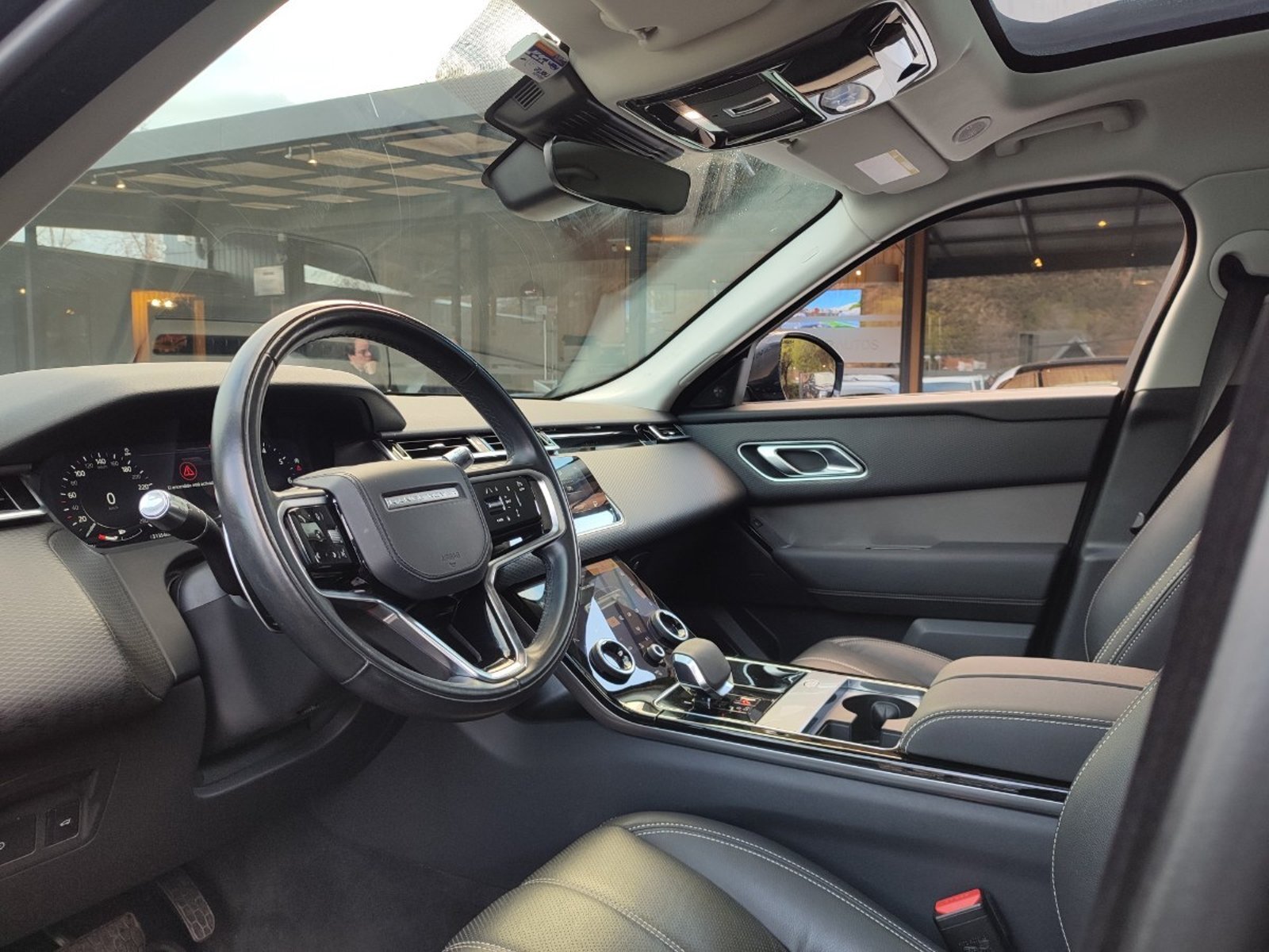 Land Rover RANGE ROVER VELAR SE 2.0 4WD 2023 - Imagen 11 de 18