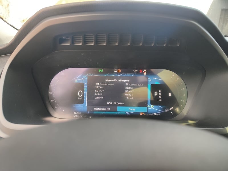 Volvo XC90 II B6 PLUS 2.0 4WD 2023 - Imagen 18 de 19