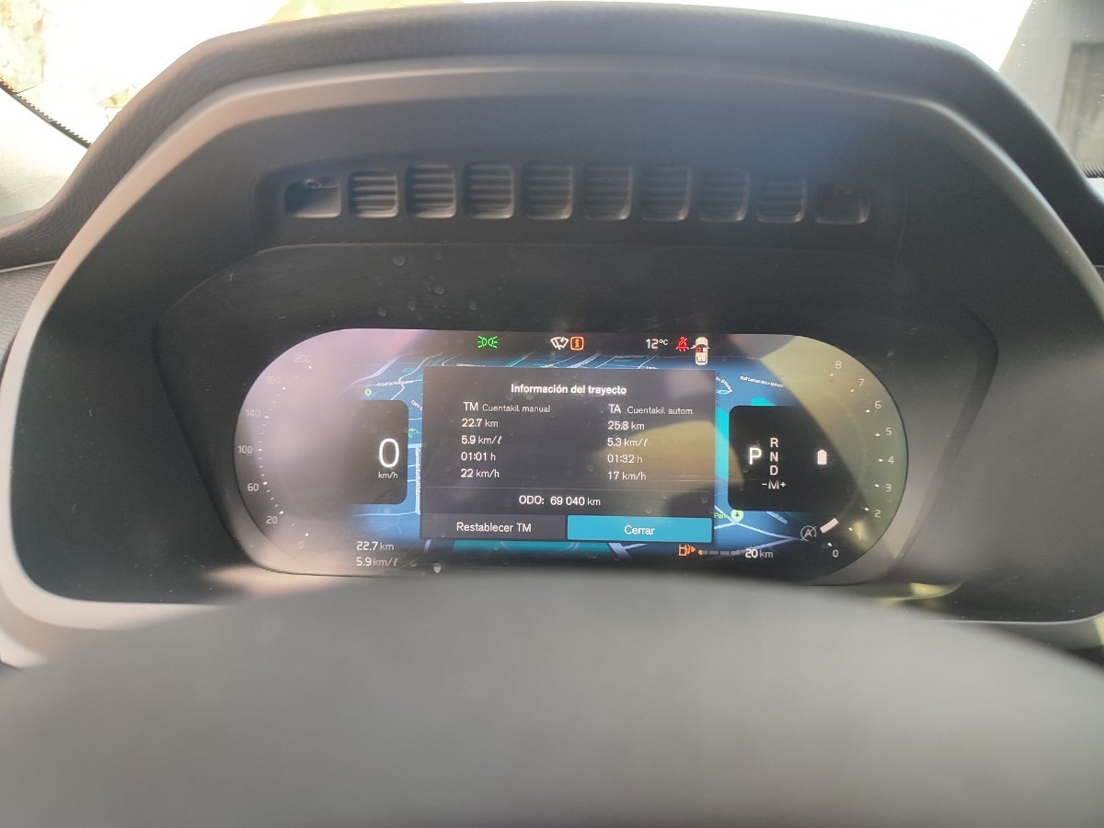 VOLVO XC90 II B6 PLUS 2.0 4WD 2023 - Imagen 18 de 19