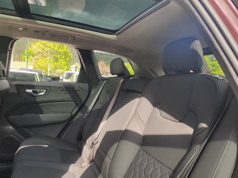 Volvo XC60 T8 CORE 4WD 2.0 2026 - Imagen 15 de 20