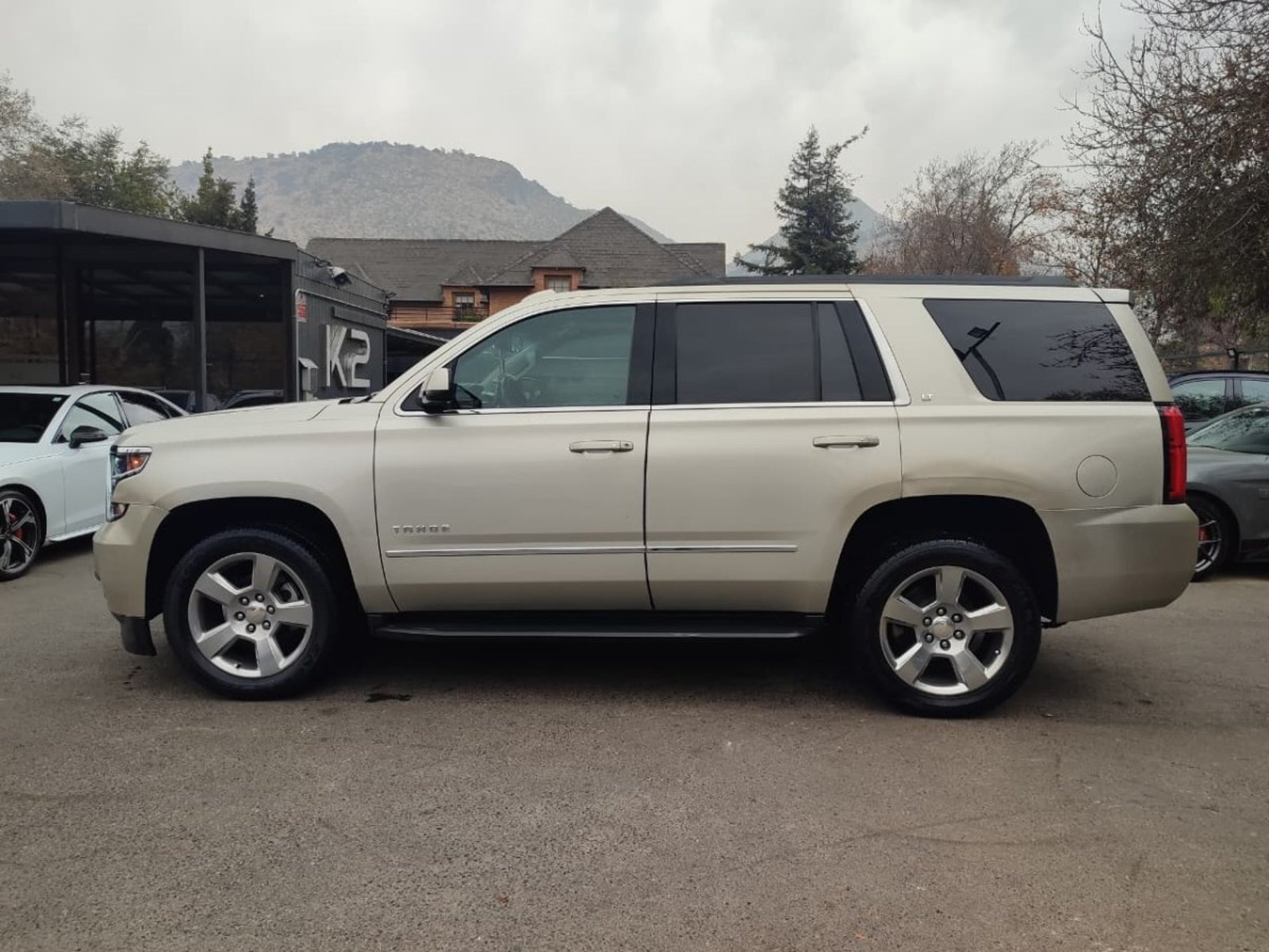 Chevrolet TAHOE LT 4WD 5.3 2018 - Foto 4 de 16