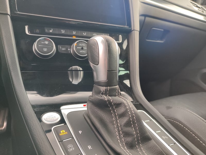 Volkswagen GOLF R 2.0 TSI 4MOTION 2021 - Imagen 13 de 16