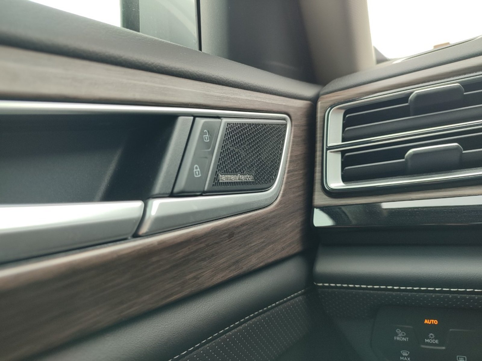 Volkswagen ATLAS LIMITED 2.0 TSI 4MOTION AT 2025 - Imagen 17 de 18