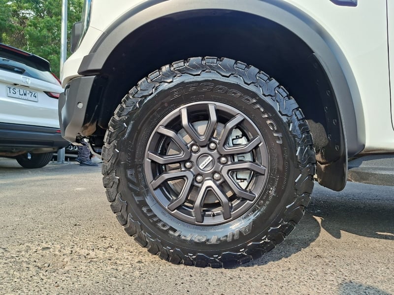 Ford RANGER RAPTOR 3.0 V6 4X4 2025 - Imagen 4 de 19