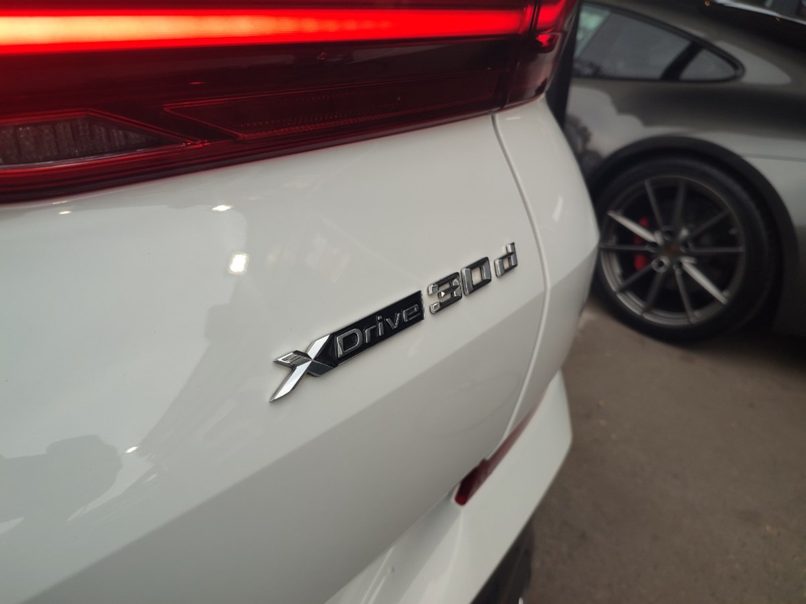 BMW X6 XDRIVE 30D MSPORT 3.0 4WD 2025 - Foto 5 de 17