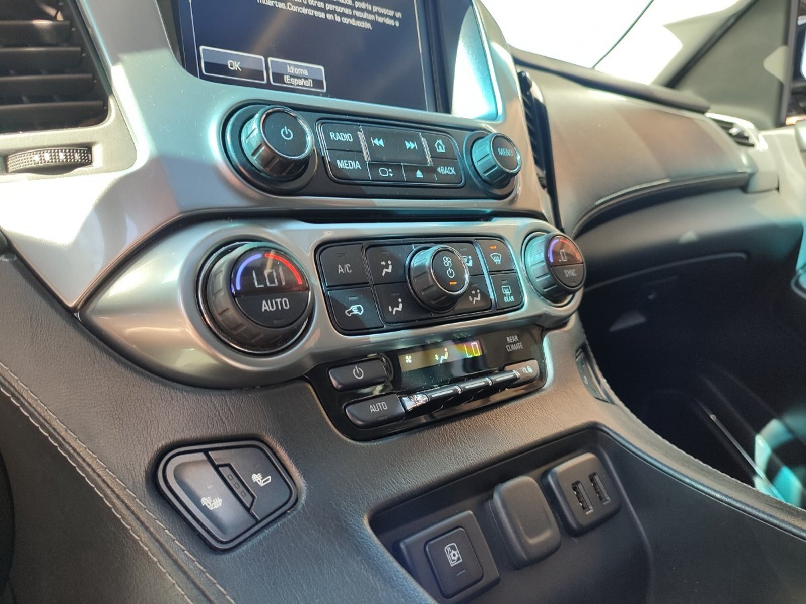 Chevrolet TAHOE LT 4WD 5.3 2017 - Imagen 13 de 16