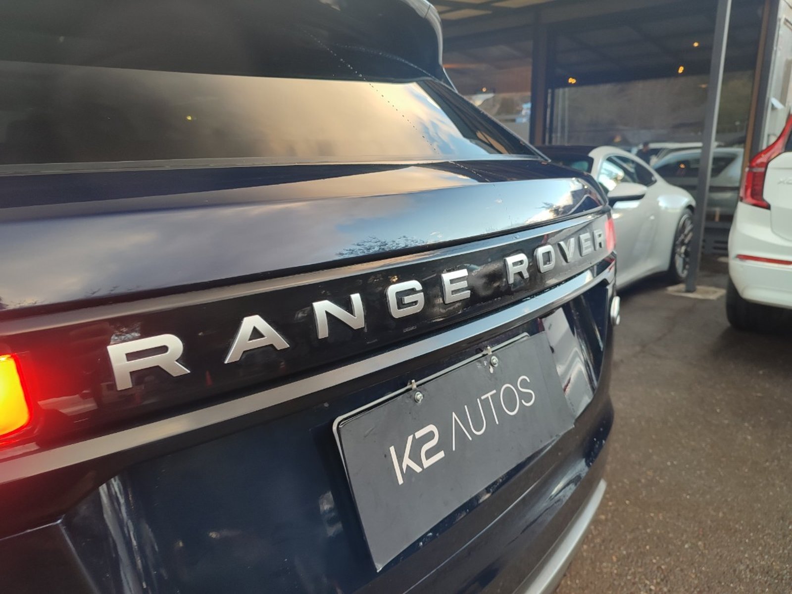 Land Rover RANGE ROVER VELAR SE 2.0 4WD 2023 - Imagen 9 de 18