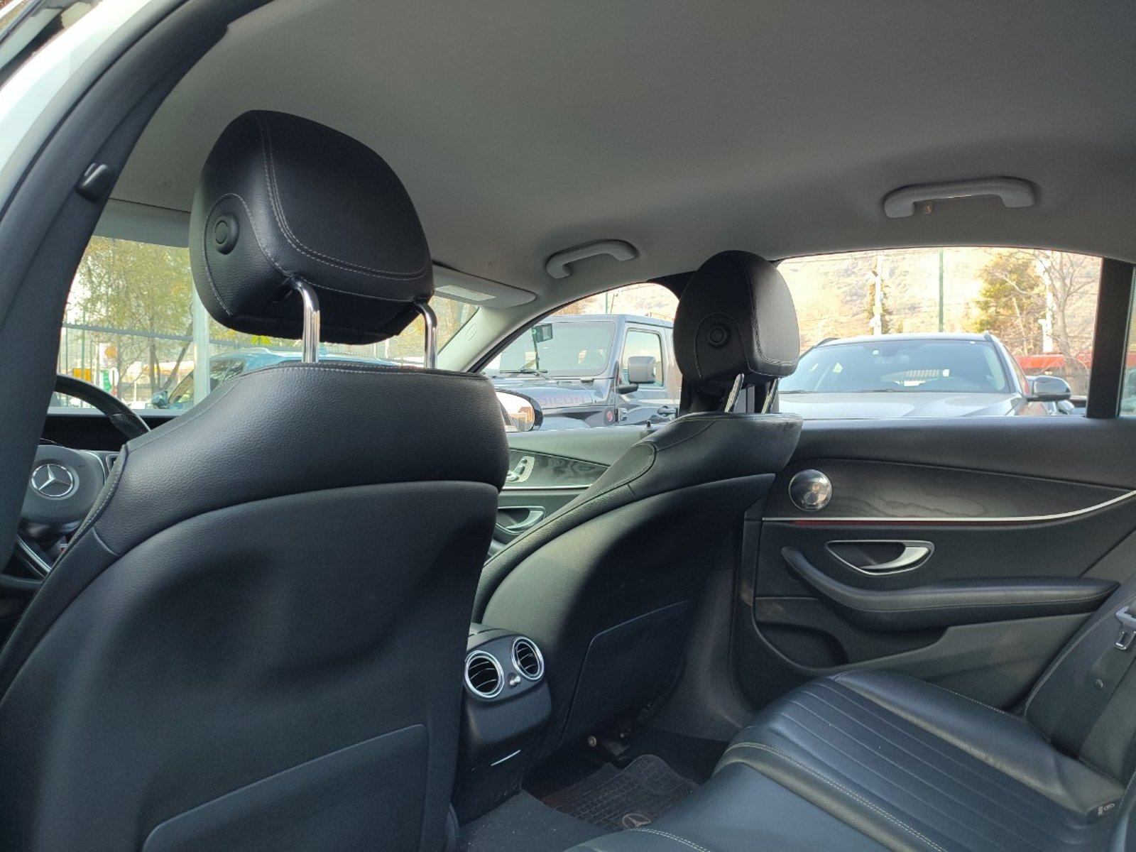 Mercedes-Benz E220 D 2.0 AT 2017 - Imagen 8 de 16
